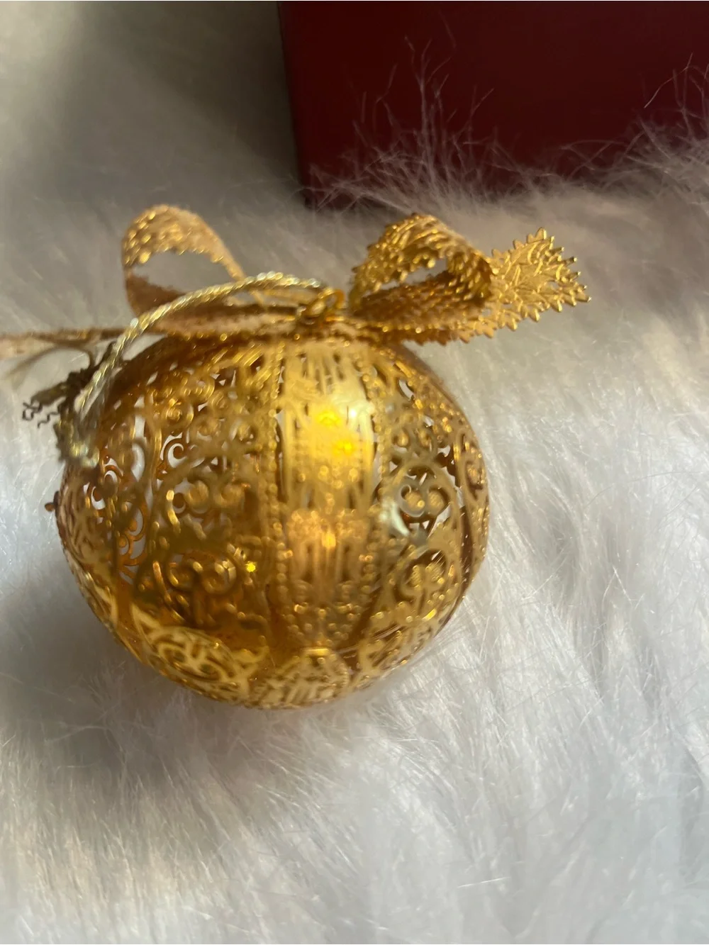 2001 Danbury Mint 23kt Plated Gold Ornaments.